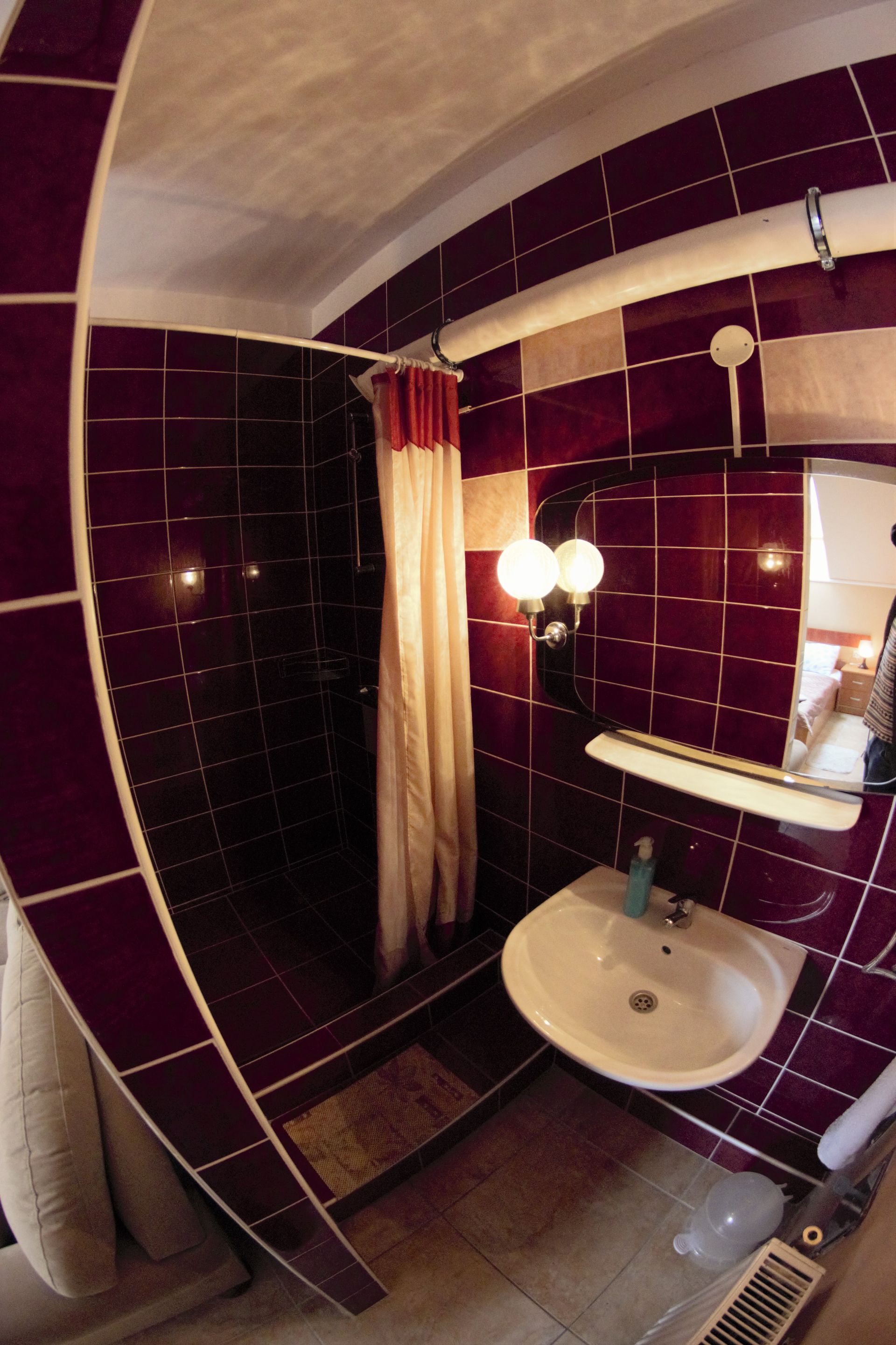 Müller's 2 – 4 fős Comfort szoba – fürdőszoba