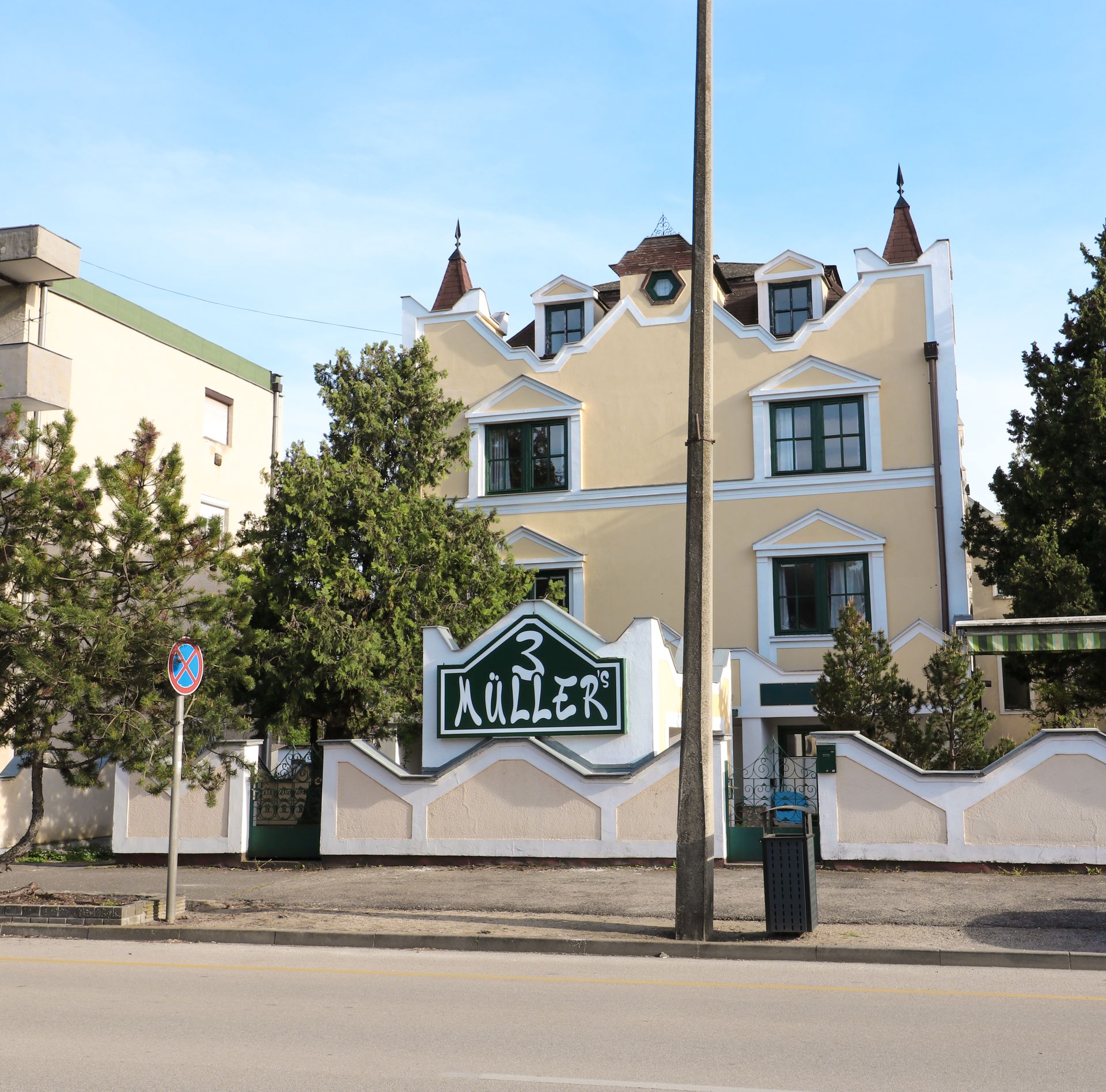 Müller's 3 – Épület 7
